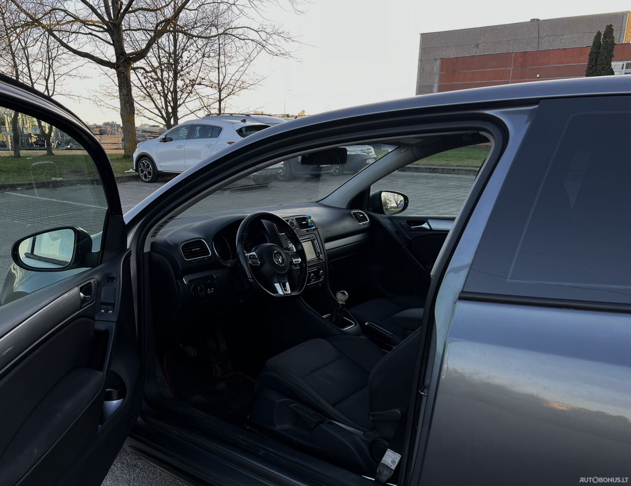 Volkswagen Golf | 5