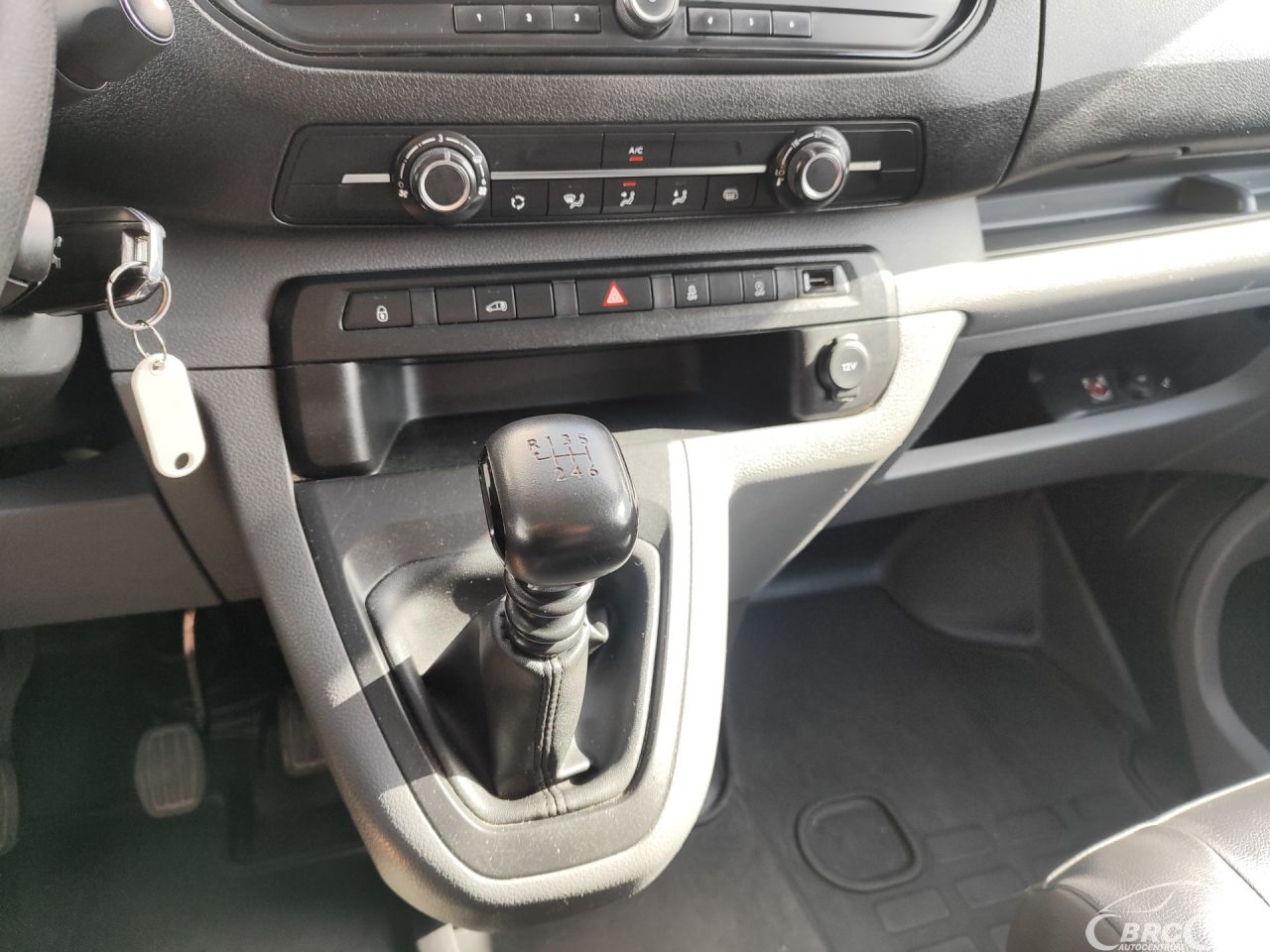 Peugeot Expert | 16