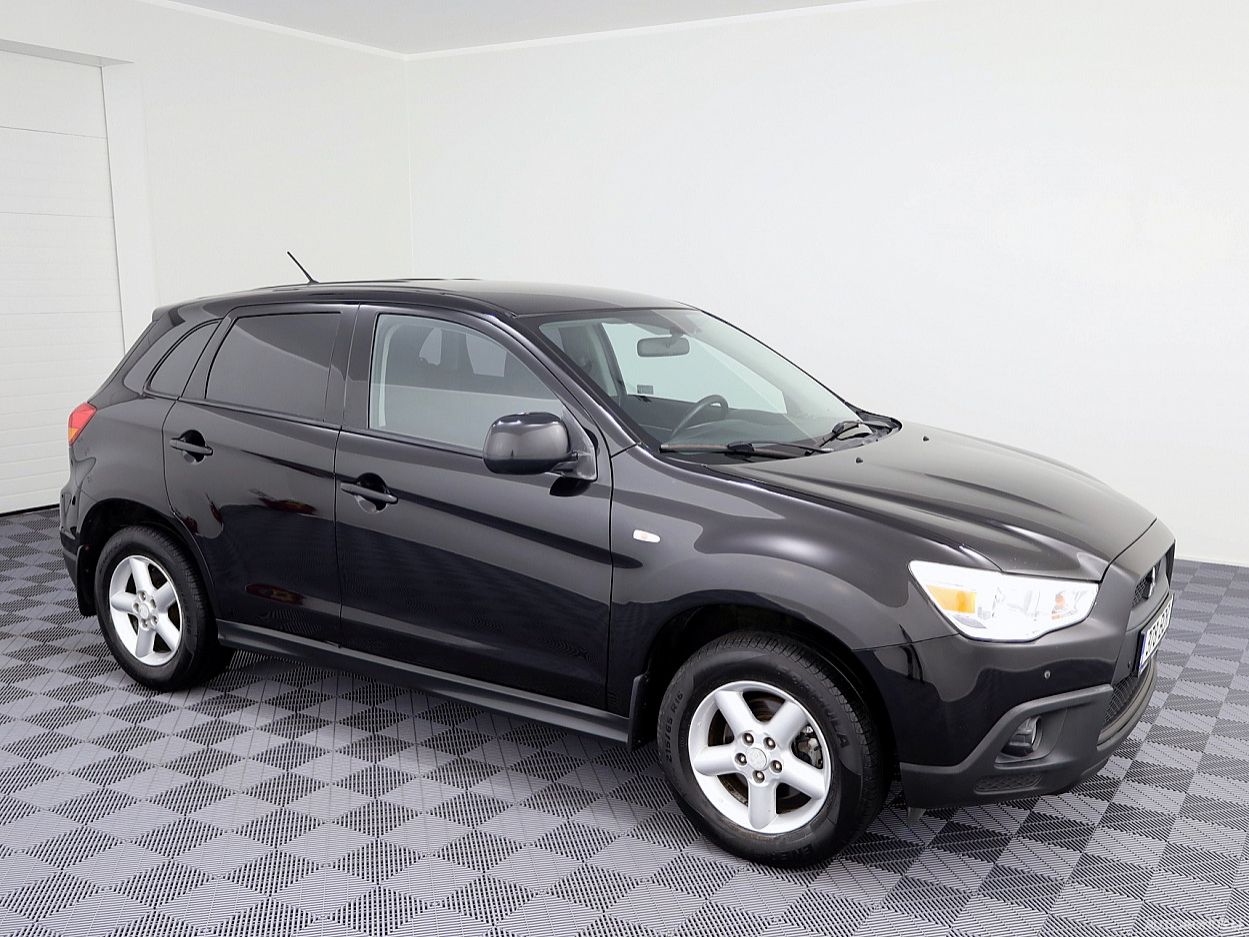 Mitsubishi ASX, 1.8 l., Внедорожник