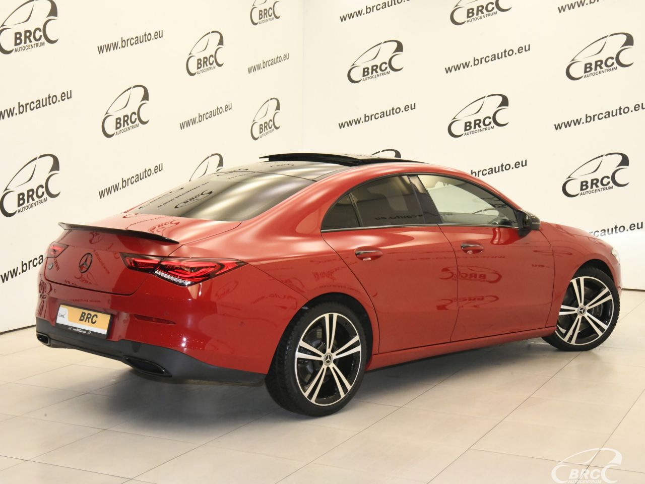 Mercedes-Benz CLA200 | 1