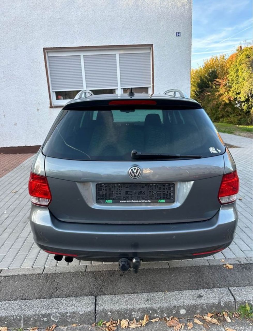 Volkswagen Golf | 6