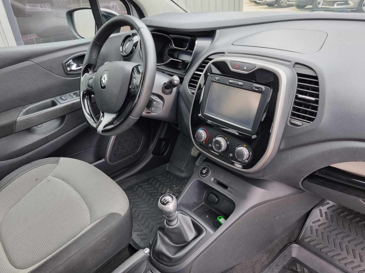 Renault Captur | 9