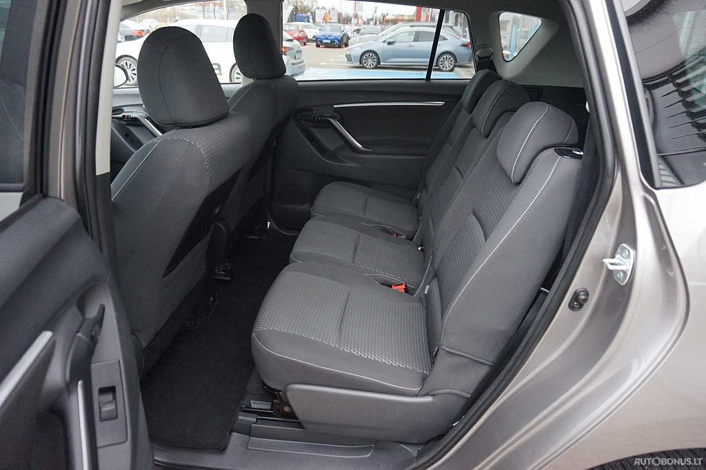 Toyota Verso | 21