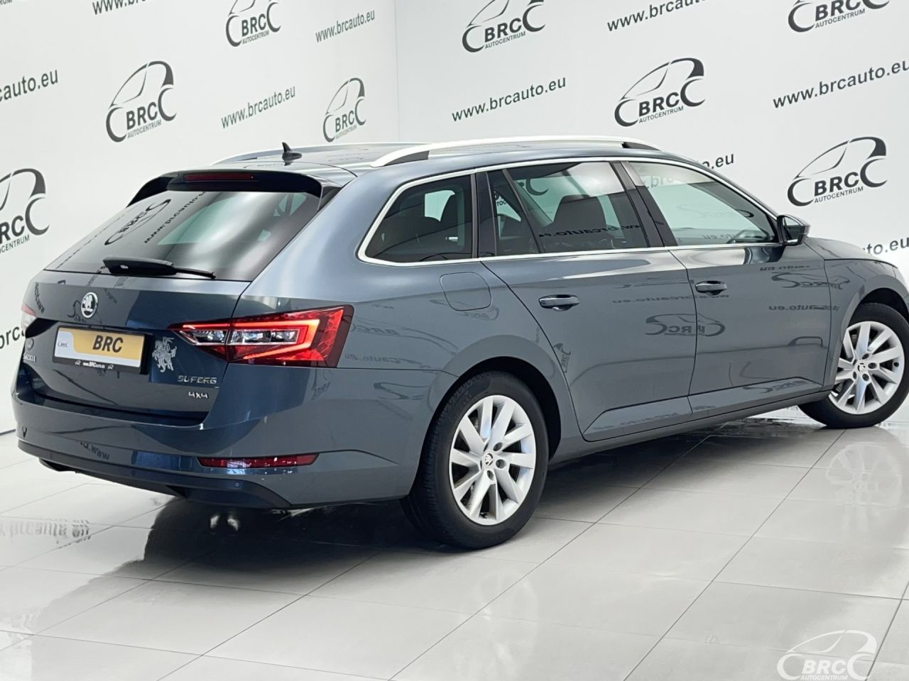 Skoda Superb, 2.0 l., universal