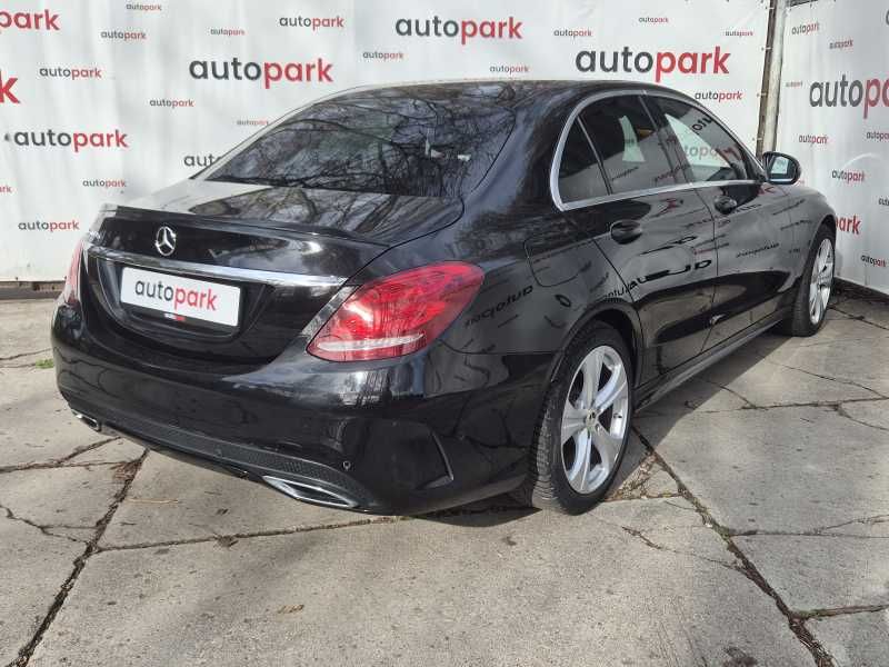 Mercedes-Benz C300 | 3
