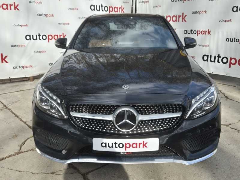 Mercedes-Benz C300 | 1