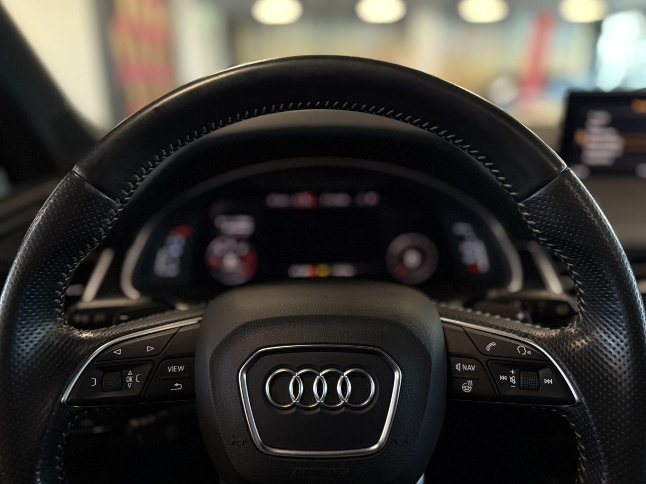 Audi Q7 | 36