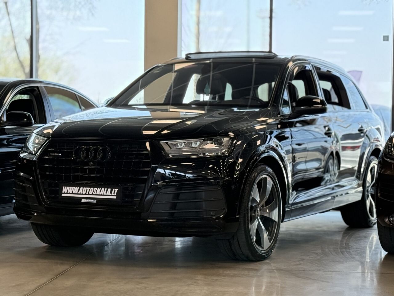 Audi Q7 | 1