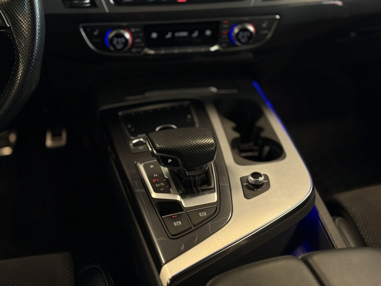 Audi Q7 | 19