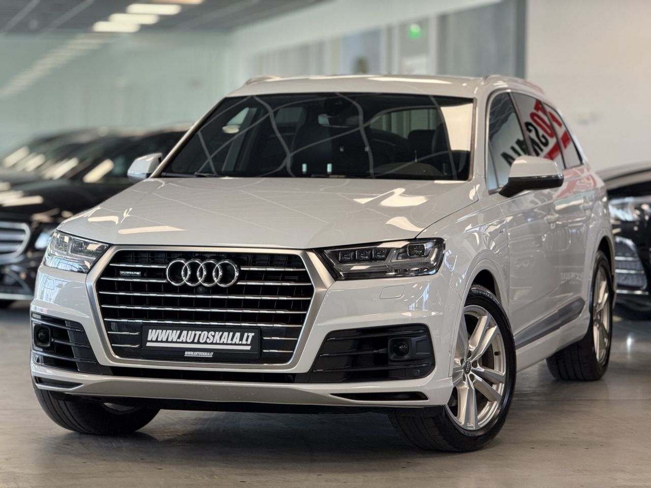 Audi Q7 | 18