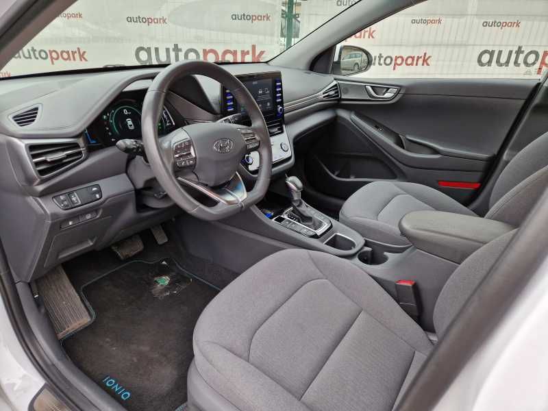 Hyundai IONIQ | 4