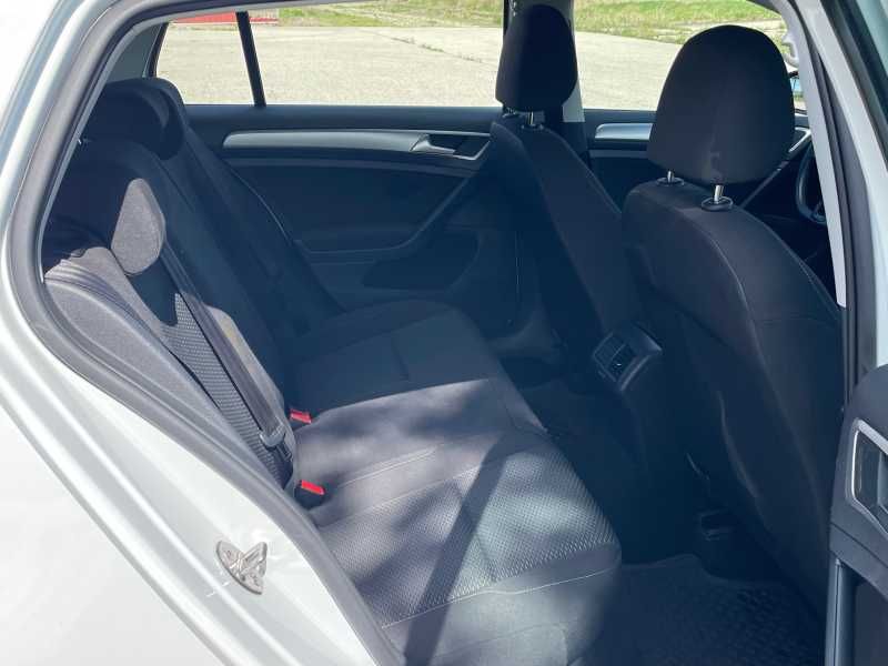 Volkswagen Golf | 7