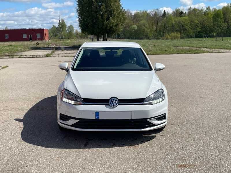 Volkswagen Golf | 1