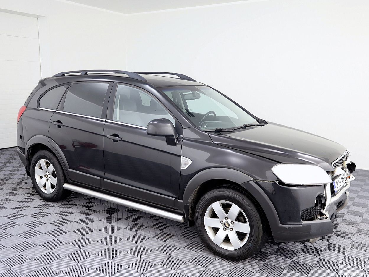 Chevrolet Captiva, 2.0 l., Внедорожник