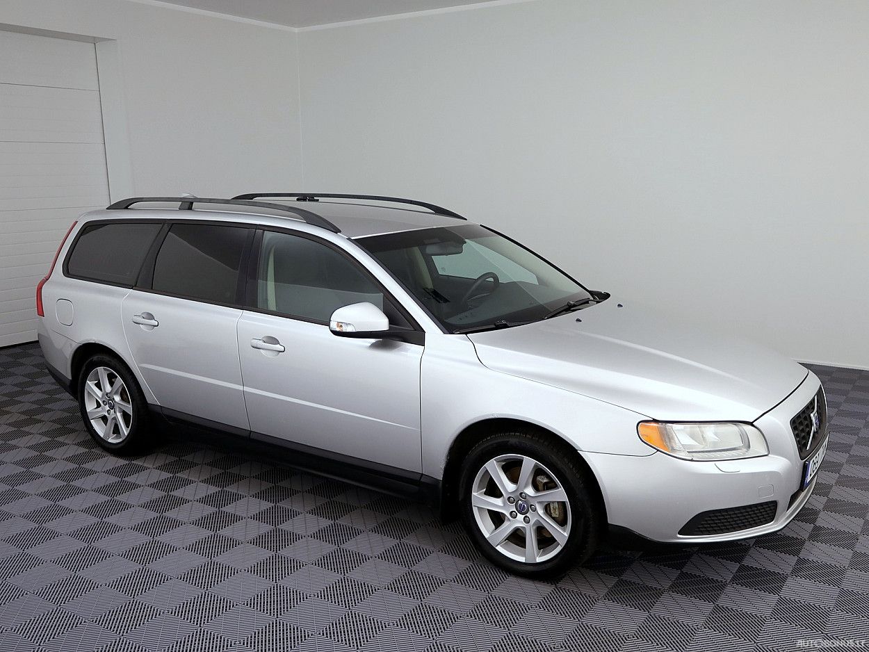 Volvo V70, 2.4 l., universal