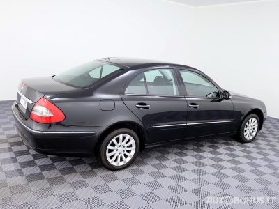 Mercedes-Benz E200 | 2