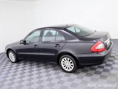 Mercedes-Benz E200 | 3