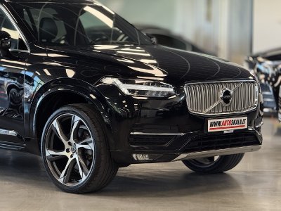 Volvo XC90 | 1