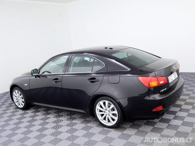Lexus IS 250 | 3