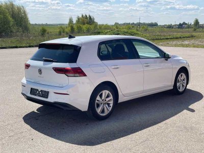 Volkswagen Golf | 3