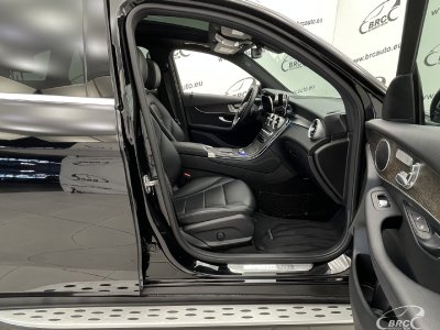 Mercedes-Benz GLC300 | 3