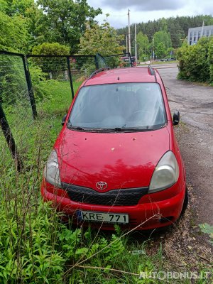 Toyota Yaris Verso | 1