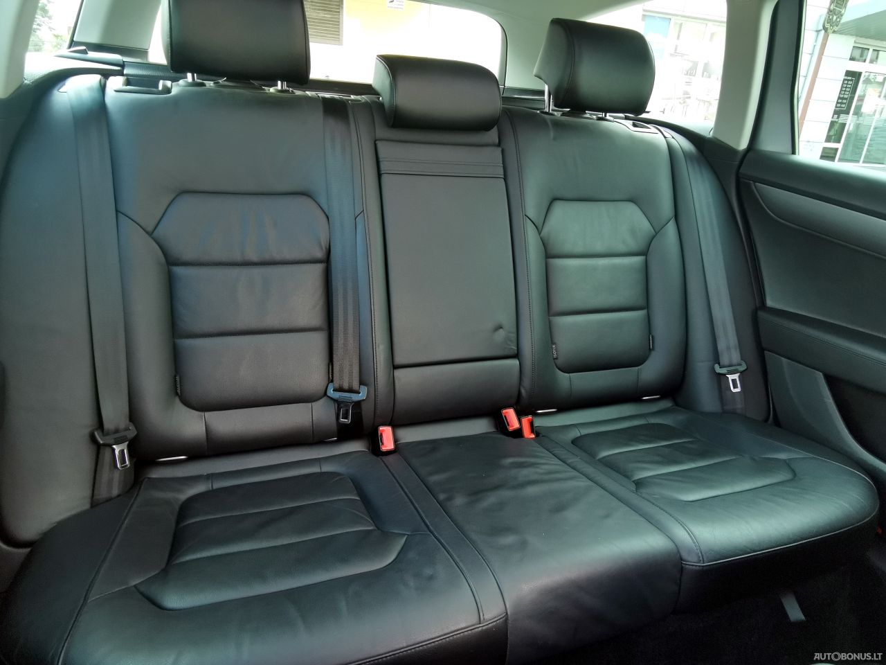 Volkswagen Passat | 13