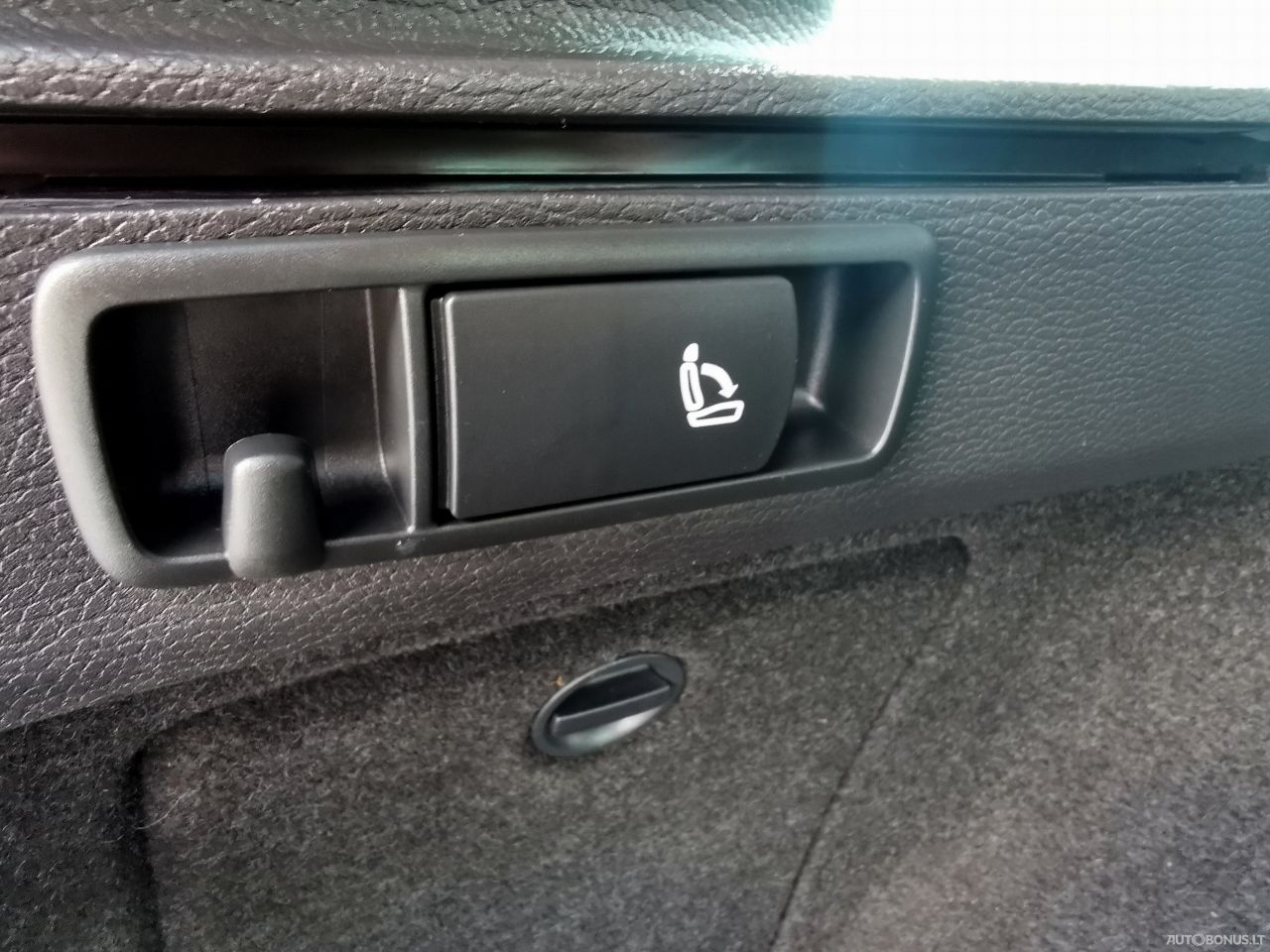 Volkswagen Passat | 12