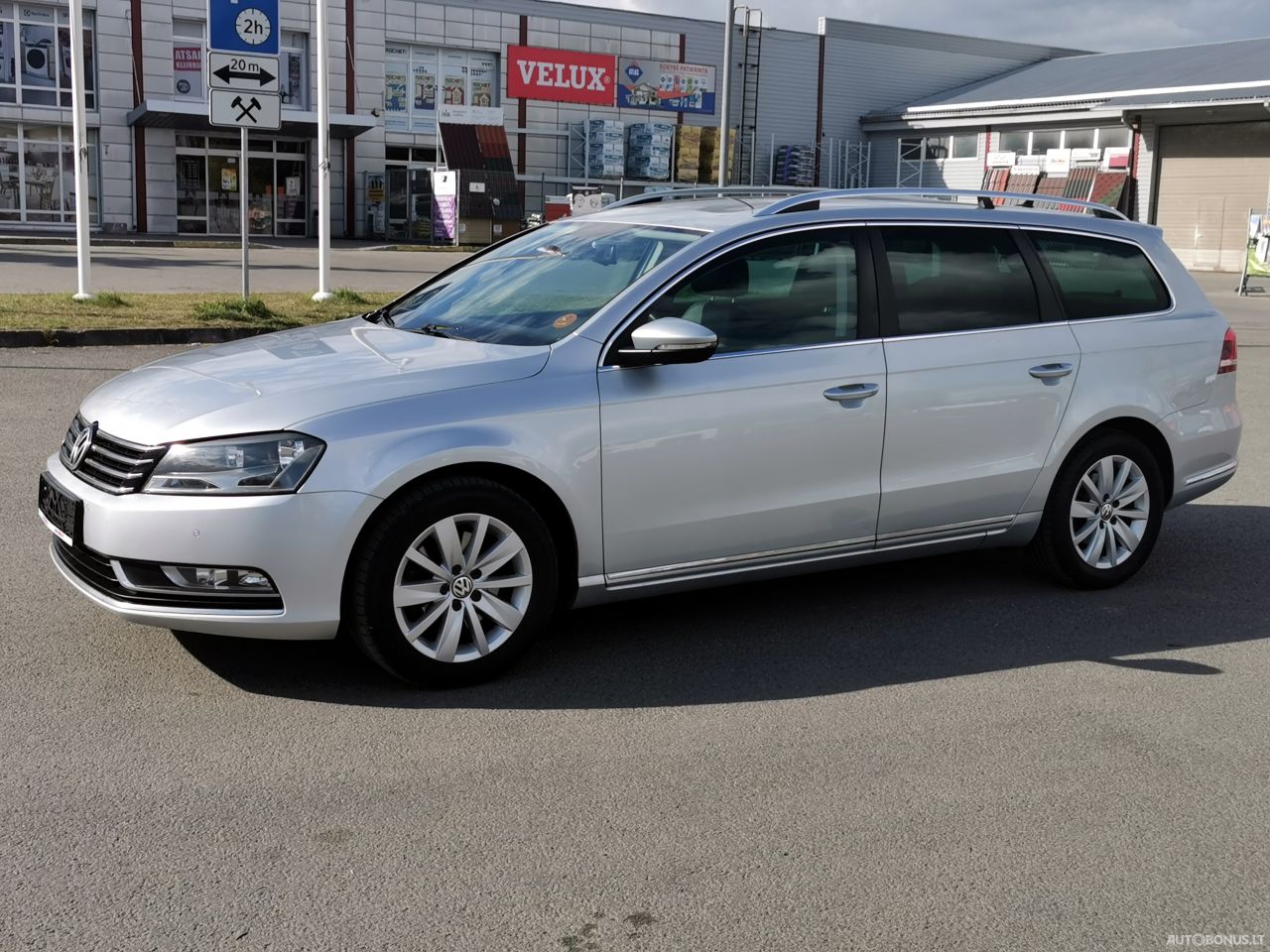 Volkswagen Passat | 1
