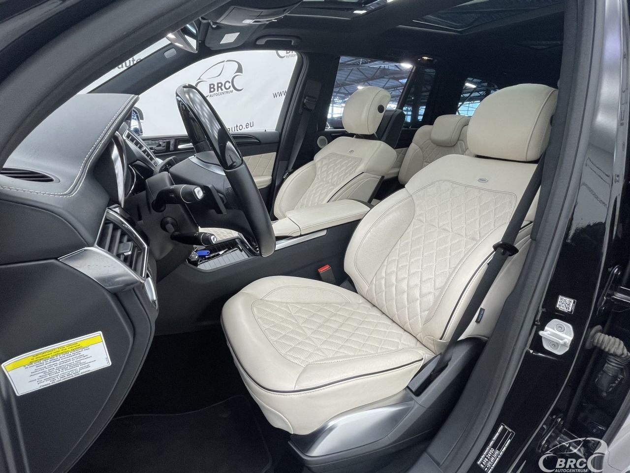 Mercedes-Benz GL500 | 30