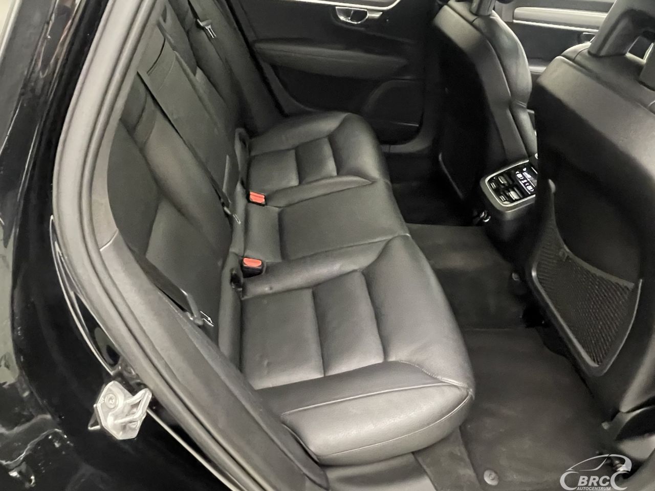 Volvo S90 | 9