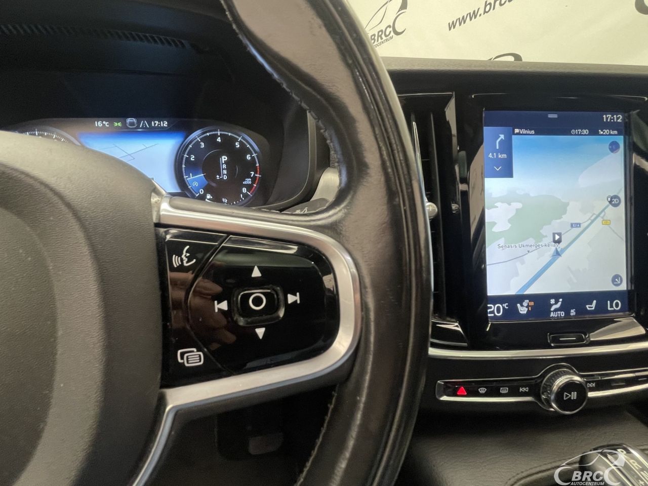 Volvo S90 | 28