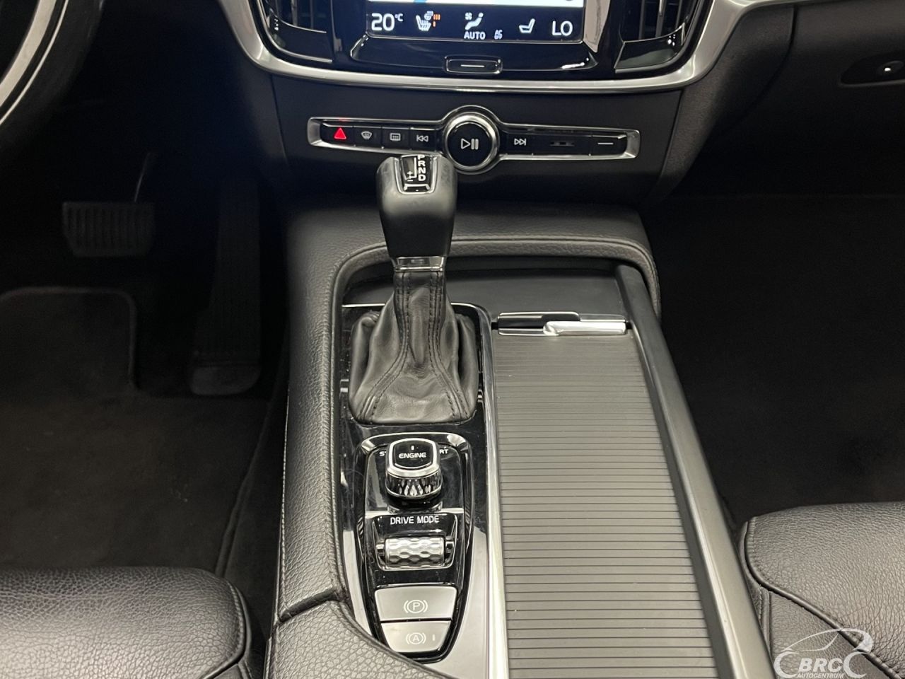 Volvo S90 | 17