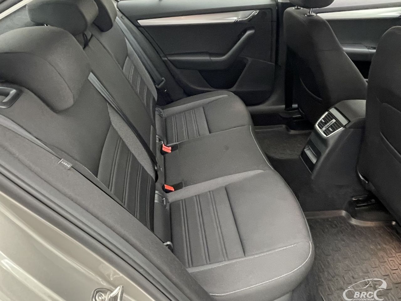 Skoda Octavia | 9