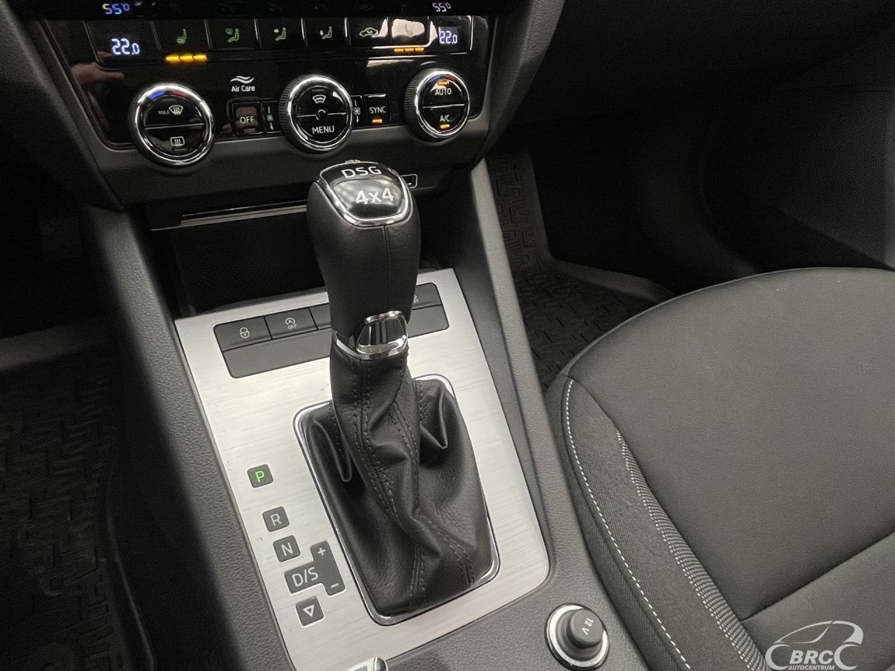 Skoda Octavia | 24