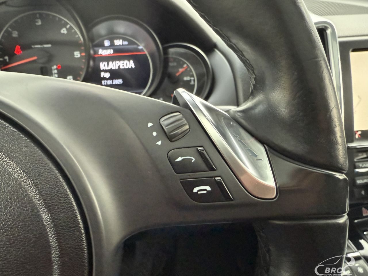 Porsche Cayenne | 49