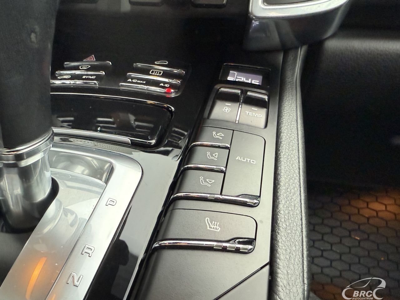 Porsche Cayenne | 23
