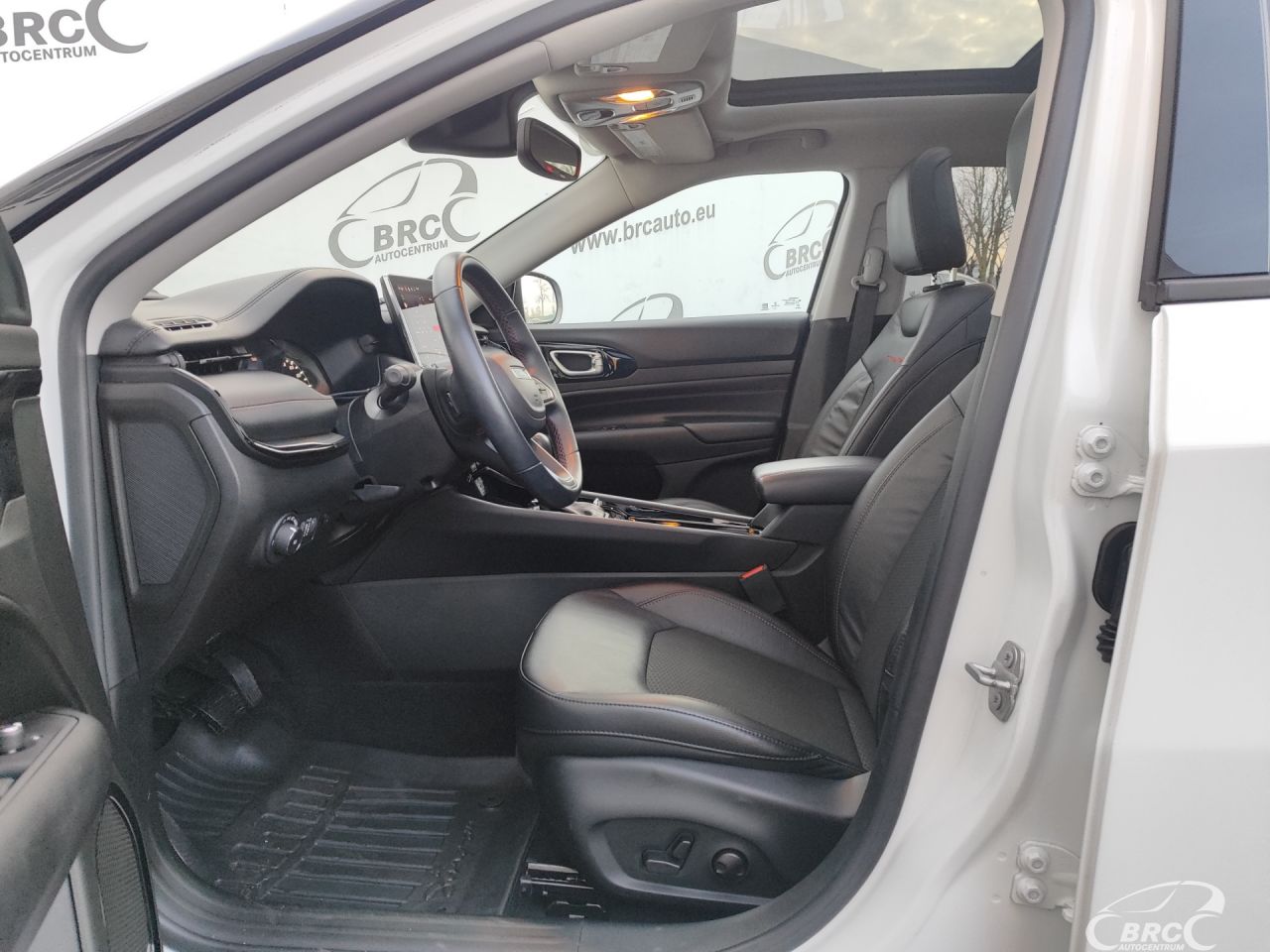 Jeep Compass | 23
