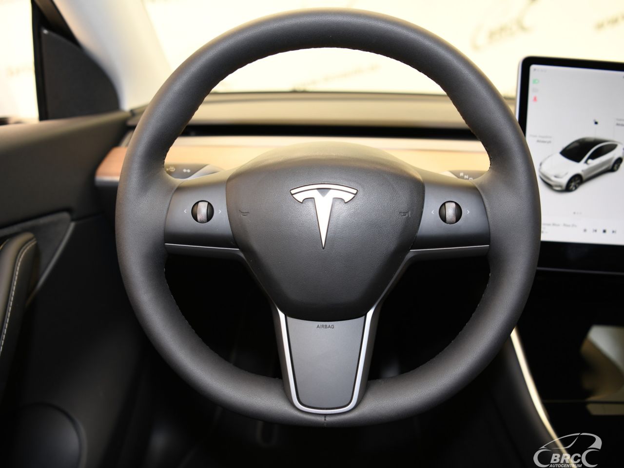 Tesla Model Y | 22