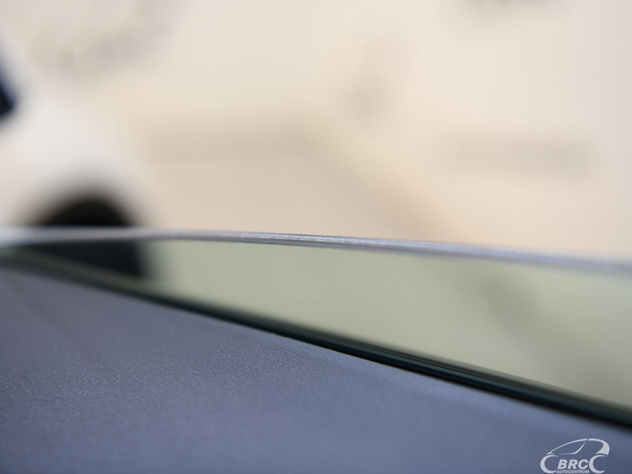 Tesla Model Y | 8