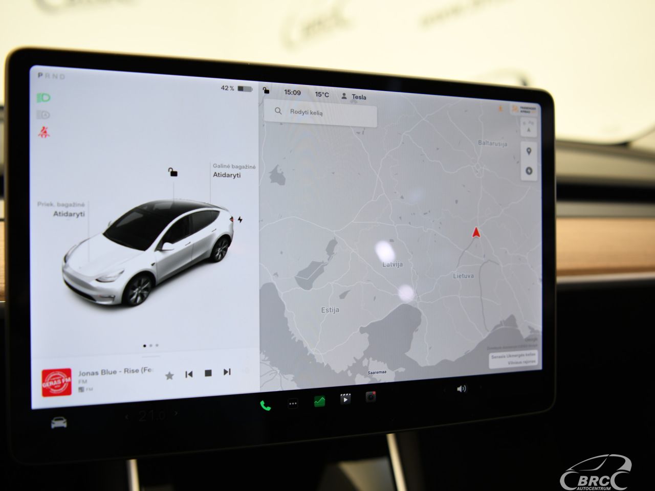 Tesla Model Y | 25