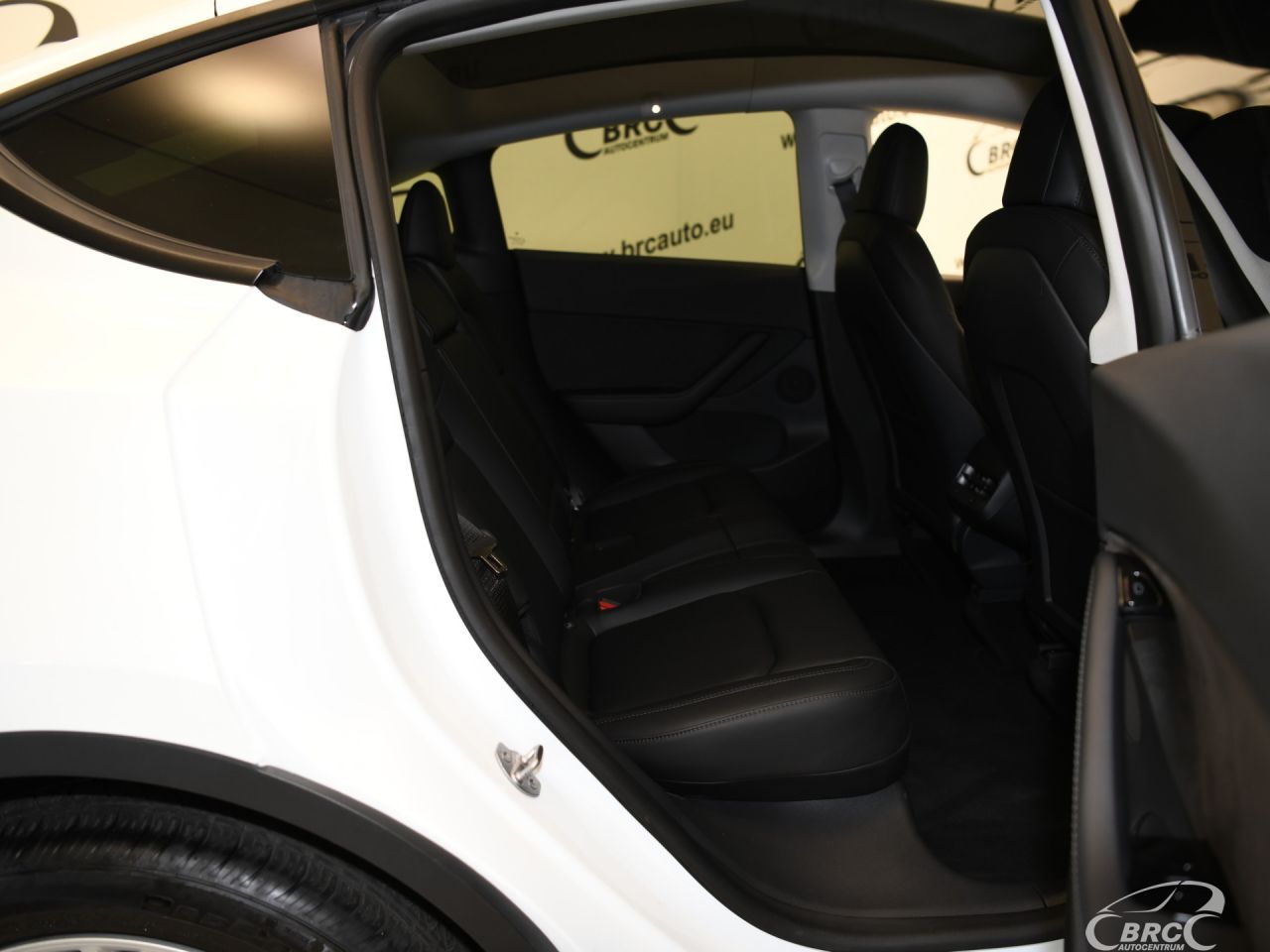 Tesla Model Y | 9