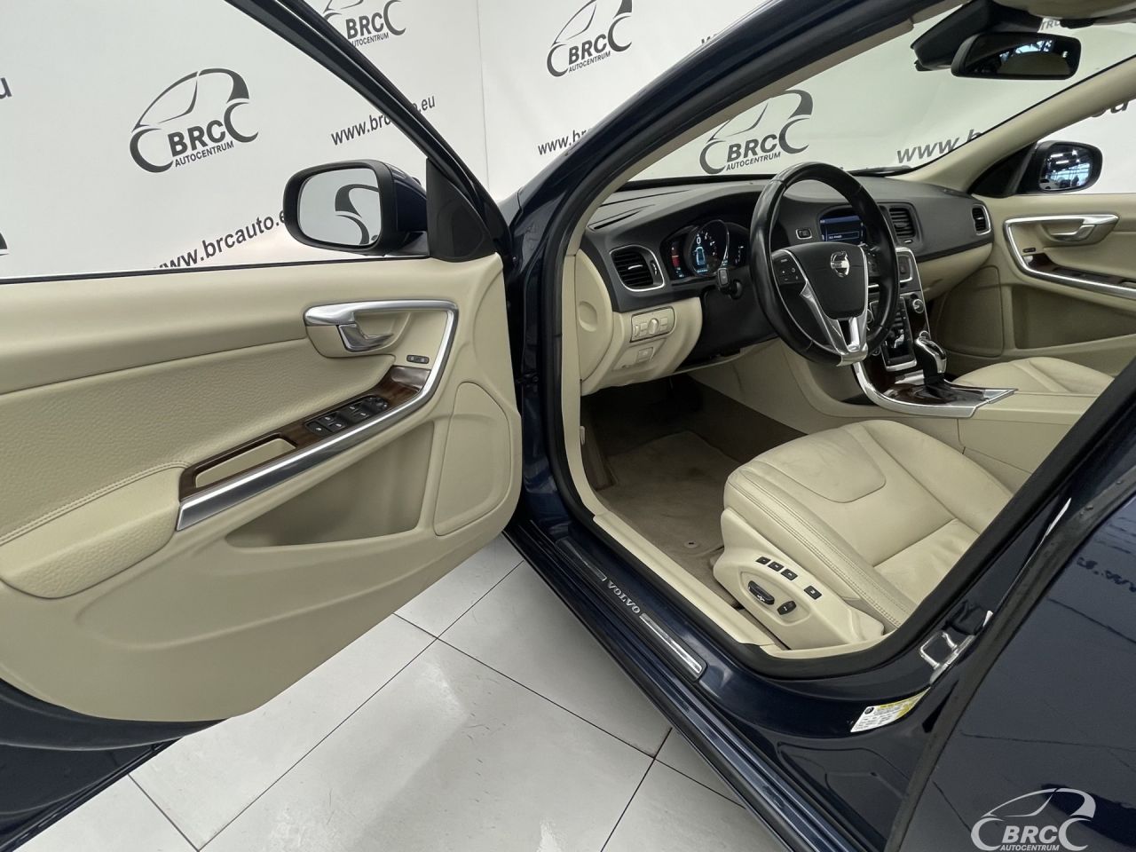 Volvo S60 | 17