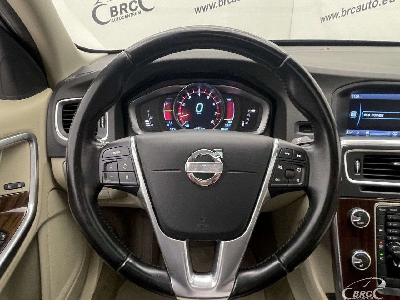 Volvo S60 | 26