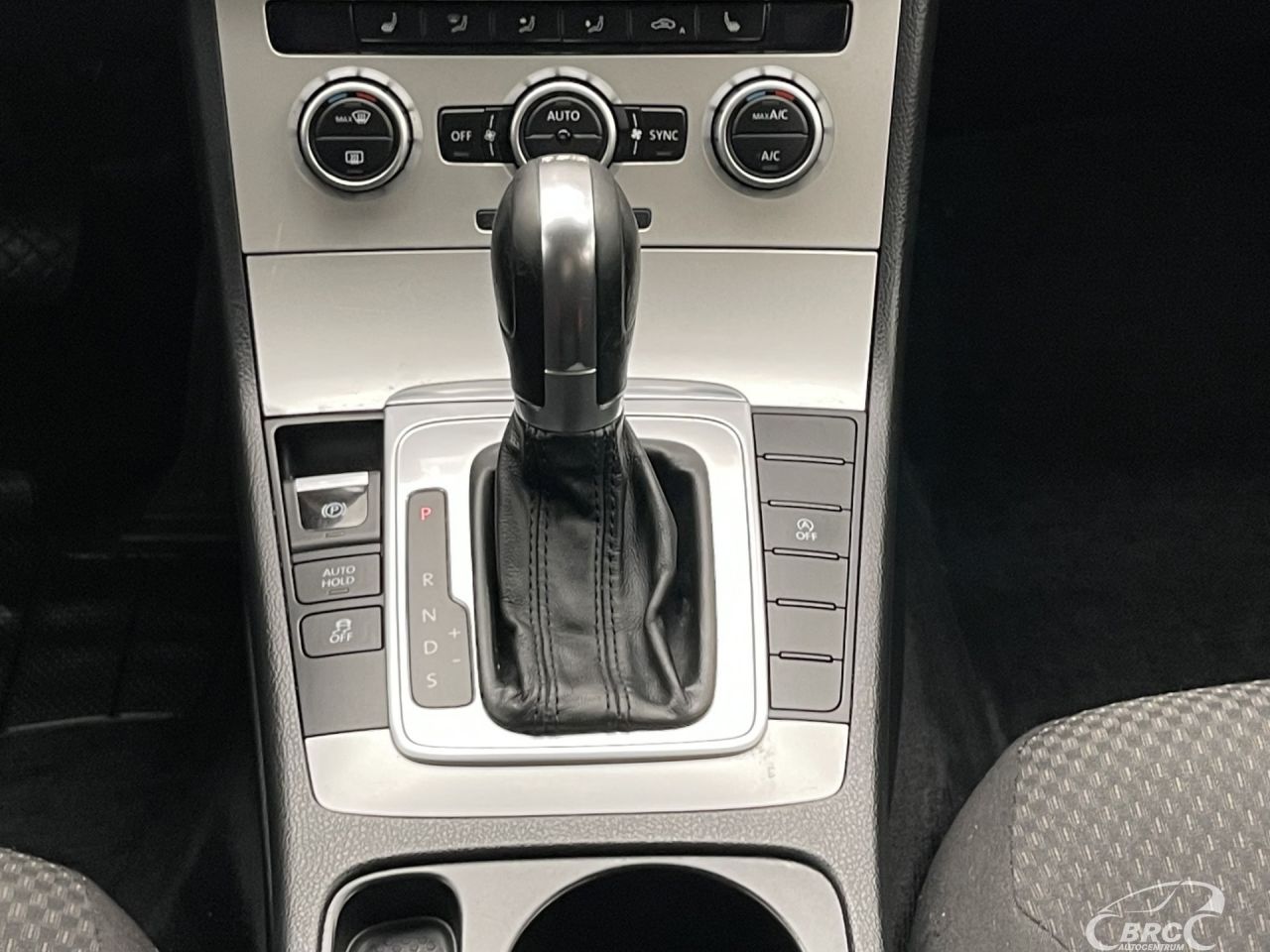 Volkswagen Passat | 16