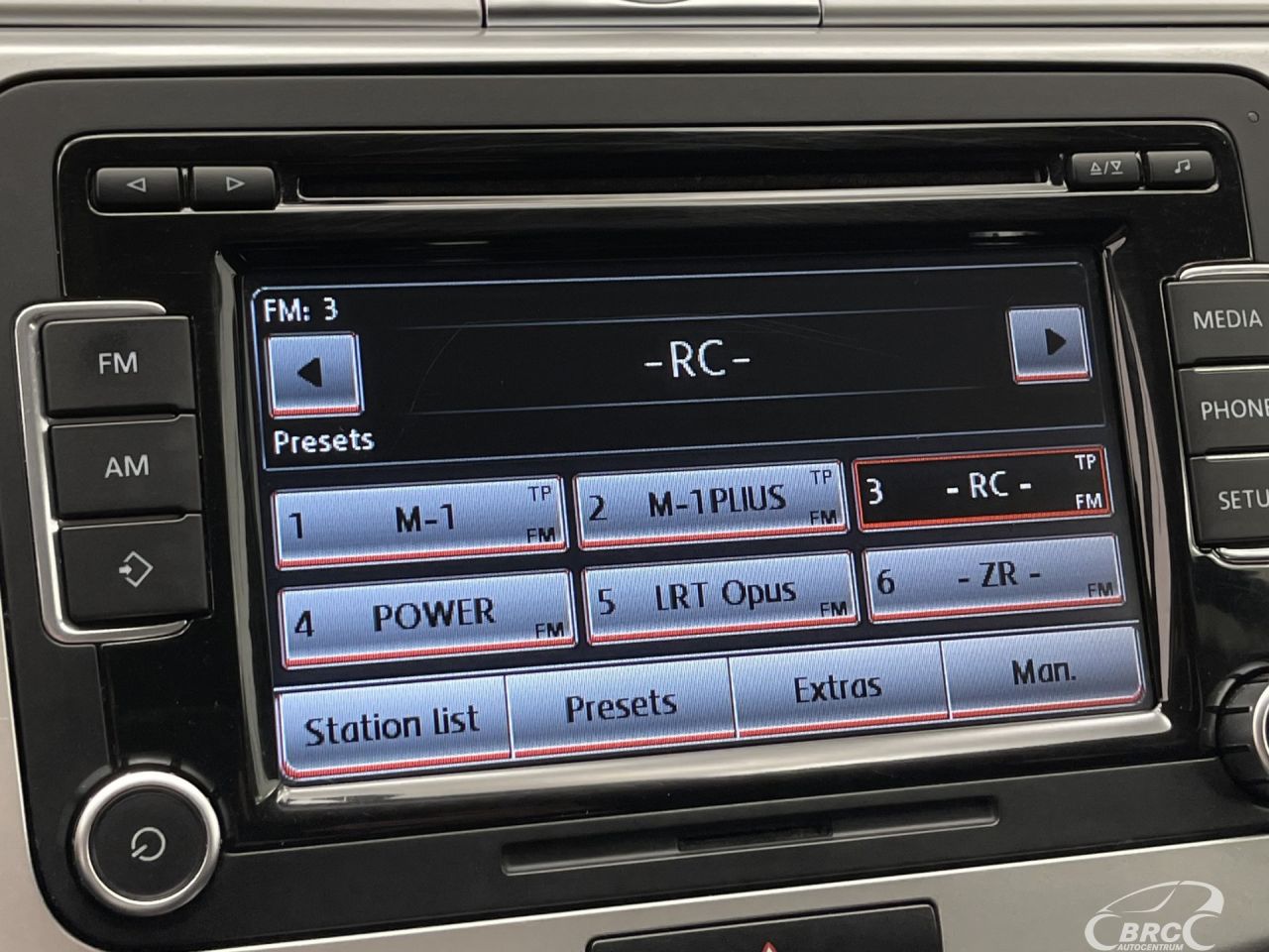 Volkswagen Passat | 32