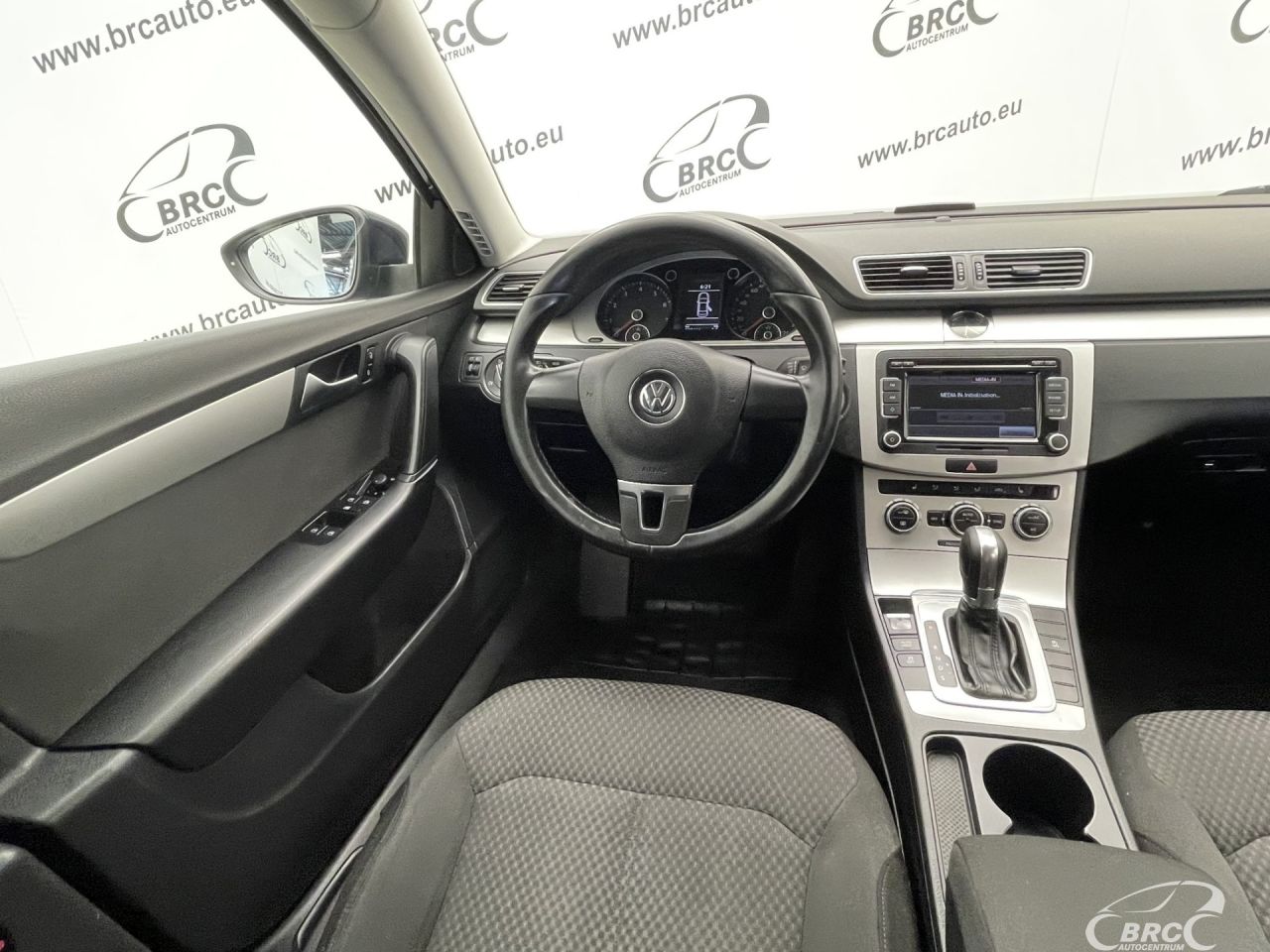 Volkswagen Passat | 12