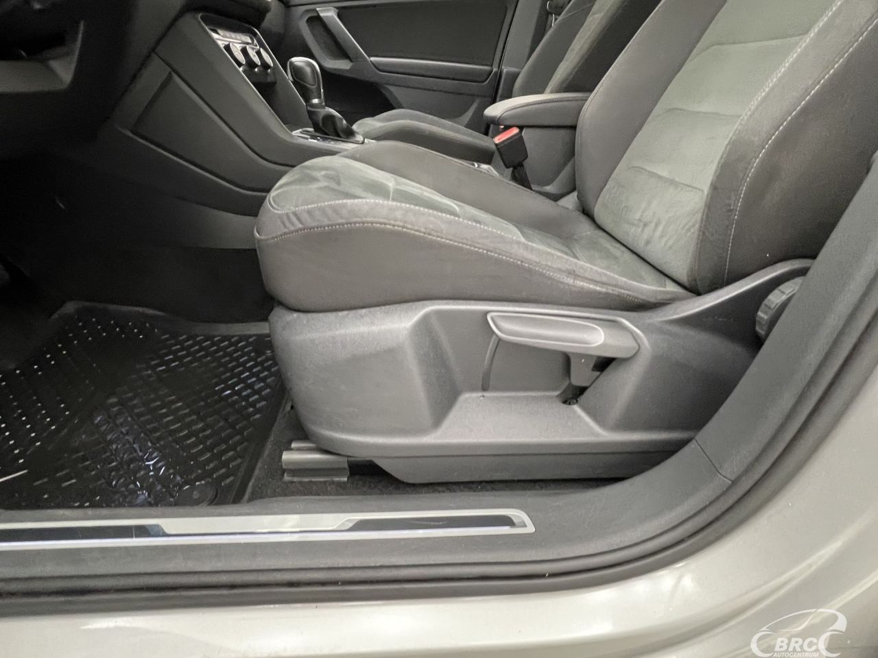 Volkswagen Tiguan | 21