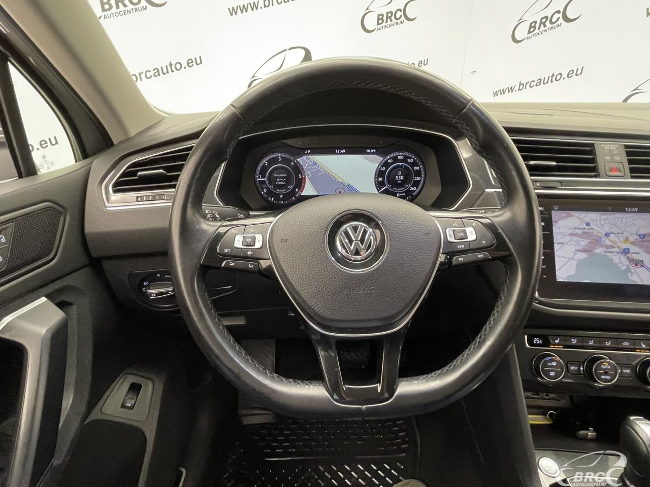 Volkswagen Tiguan | 27