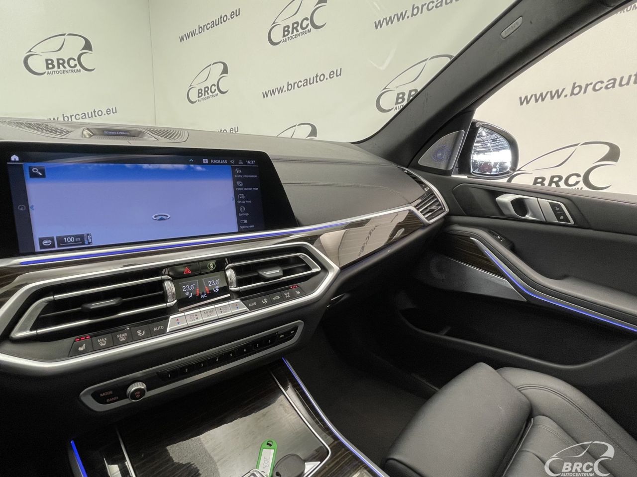 BMW X5 | 30